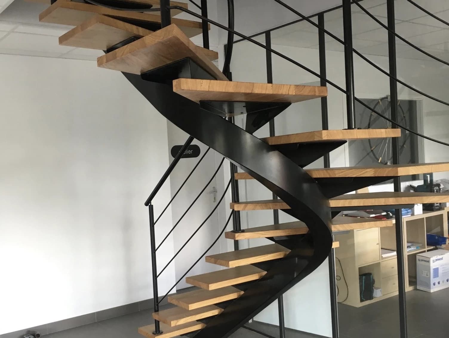 Mobilier acier